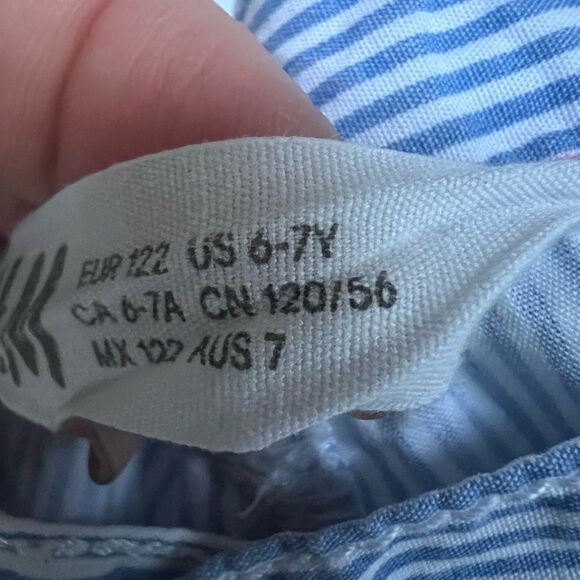 H&M blue striped Girl shorts size 6/7 y - Picture 4 of 4